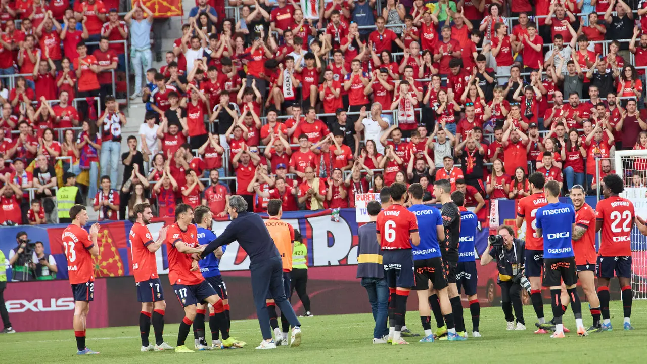 Partido de La Liga EA Sports entre CA Osasuna y RCD Espanyol disputado en el estadio de El Sadar en Pamplona. IÑIGO ALZUGARAY