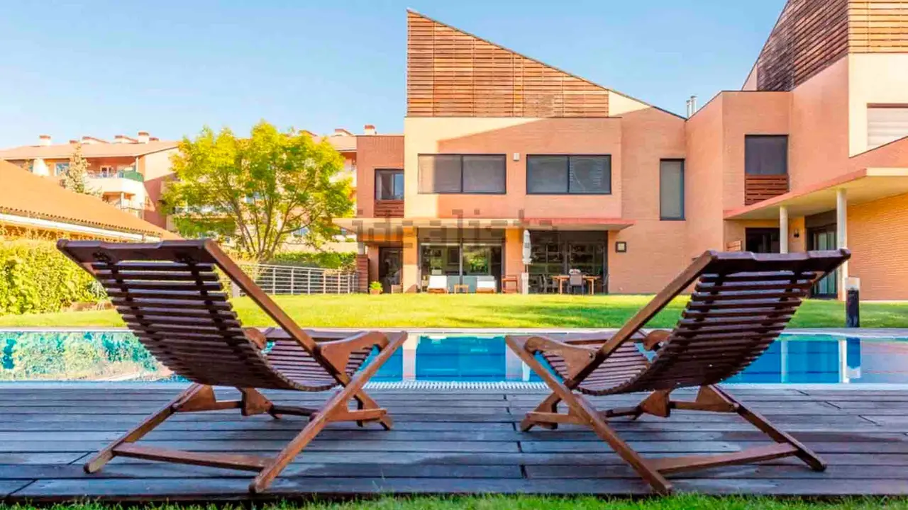 La casa de revista que se vende en Gorraiz. IDEALISTA