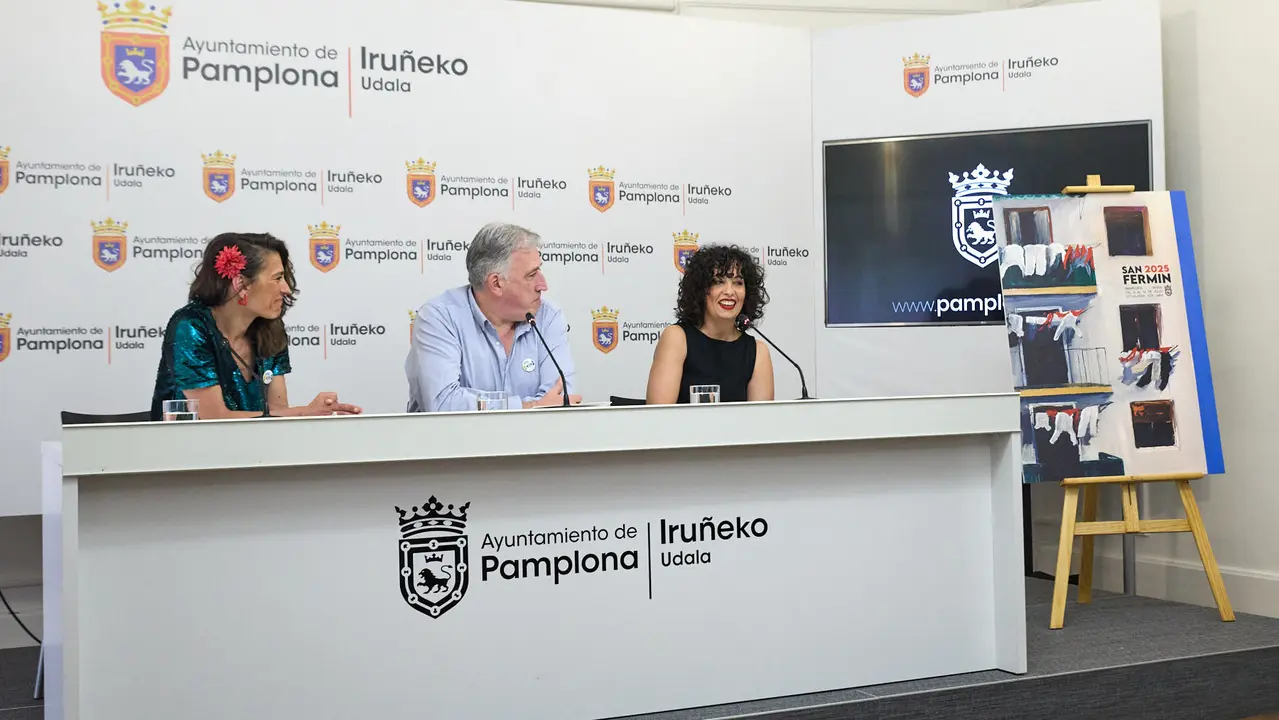 Sandra Nadal Vital es la autora del cartel anunciador de las fiestas de San Fermín 2025. IÑIGO ALZUGARAY