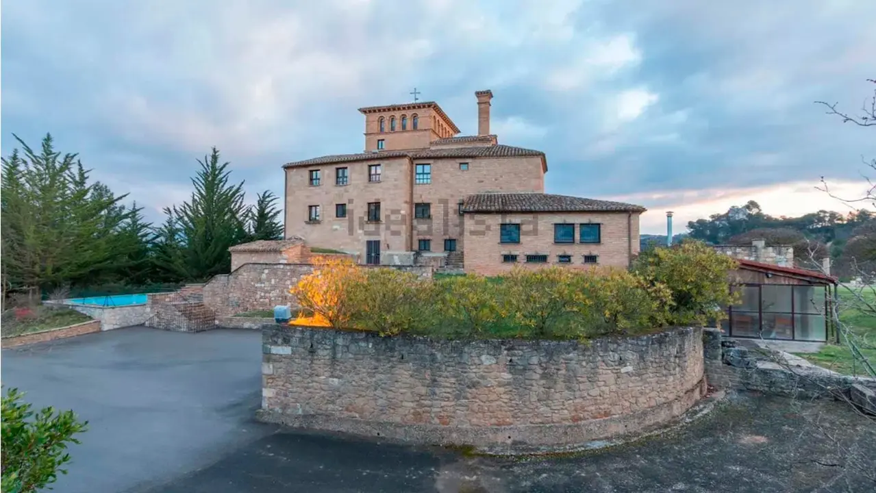 El Palacio de Luquin se vende en Estella. IDEALISTA