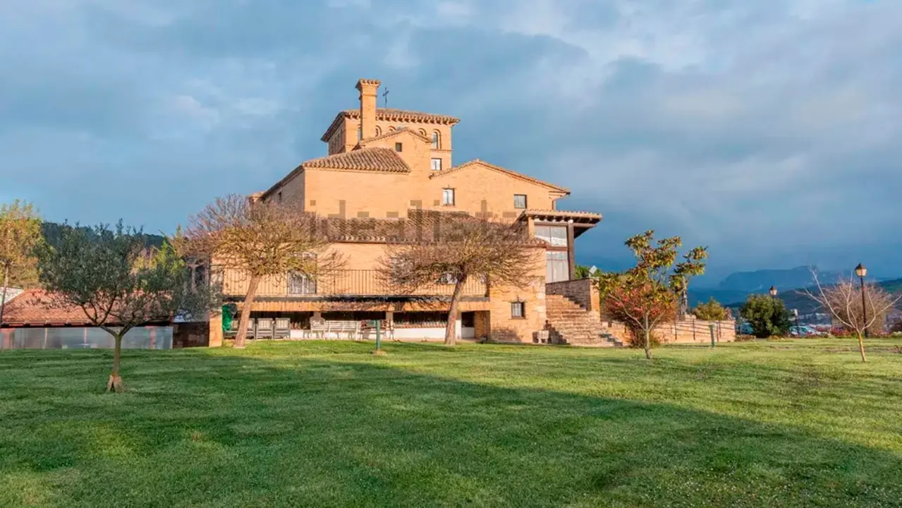 El Palacio de Luquin se vende en Estella. IDEALISTA