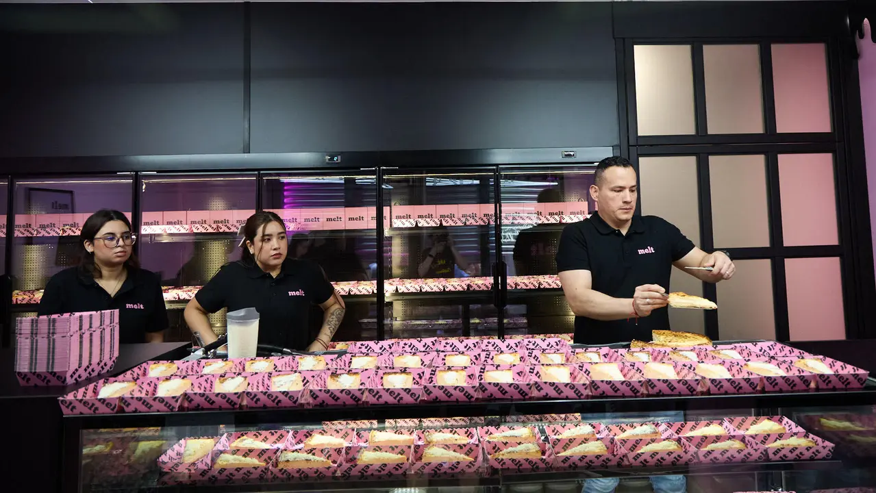 Apertura de la la tienda de Melt Cakes, en la calle San Nicolás 20 de Pamplona. IÑIGO ALZUGARAY
