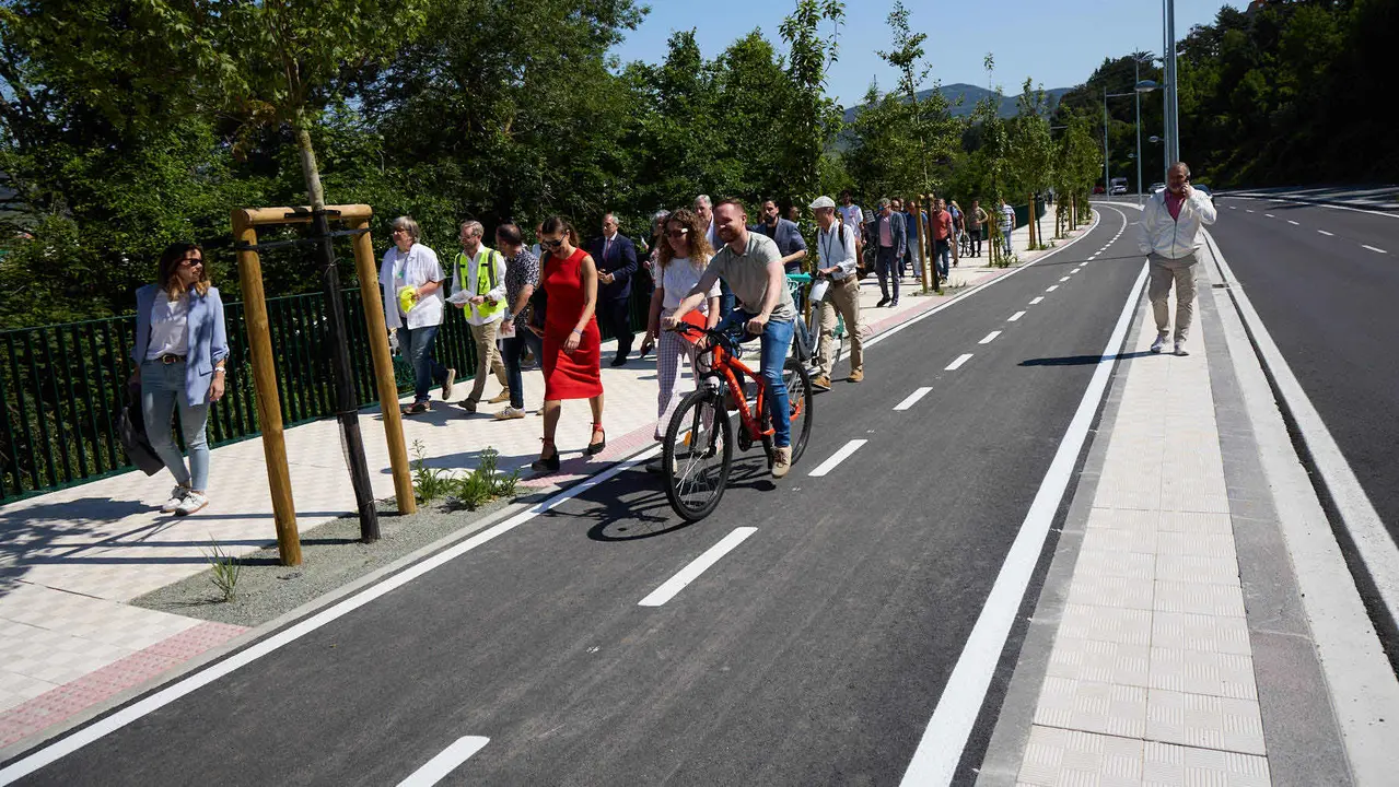 Inauguración del nuevo carril bici de Beloso.