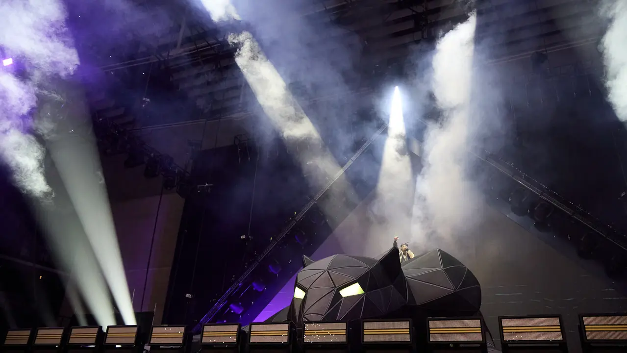 Concierto del cantante puertorriqueño Myke Towers en el Navarra Arena de Pamplona ante más de 13.000 espectadores, dentro de su gira Europe Tour 2025. NAVARRA.COM