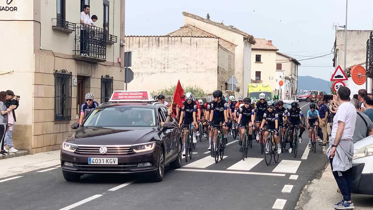 La fiesta del mayo en la localidad de Murieta. Navarra.com