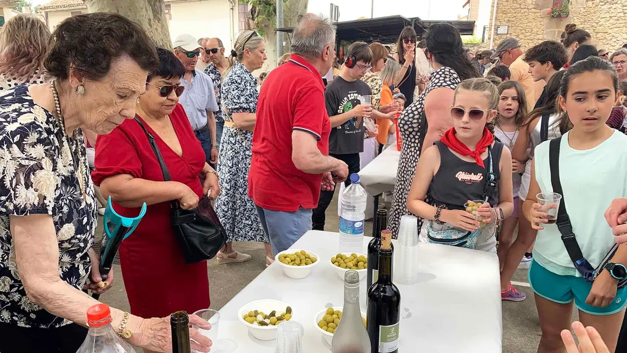 La fiesta del mayo en la localidad de Murieta. Navarra.com