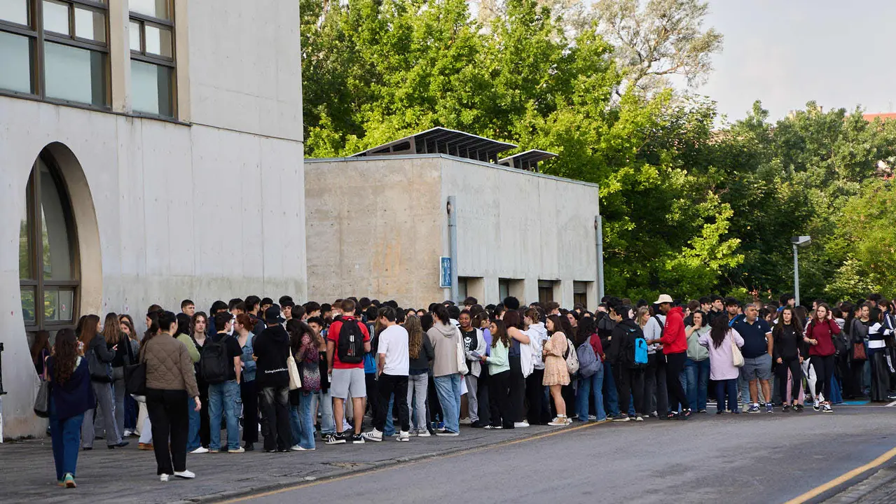 Inicio de las Pruebas de Acceso a la Universidad en las aulas de la Universidad Pública de Navarra. IÑIGO ALZUGARAY