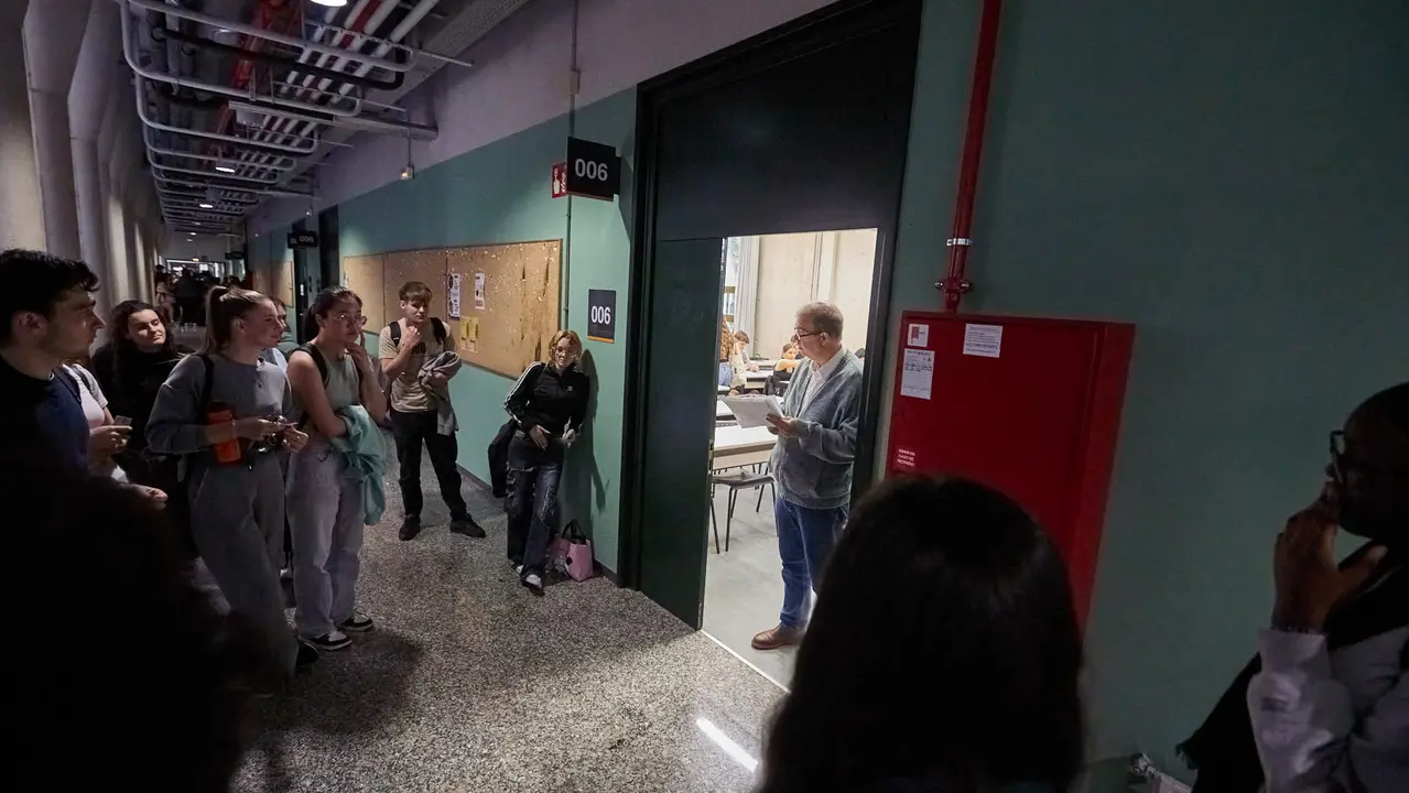 Inicio de las Pruebas de Acceso a la Universidad en las aulas de la Universidad Pública de Navarra. IÑIGO ALZUGARAY