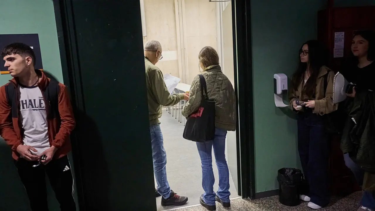 Inicio de las Pruebas de Acceso a la Universidad en las aulas de la Universidad Pública de Navarra. IÑIGO ALZUGARAY