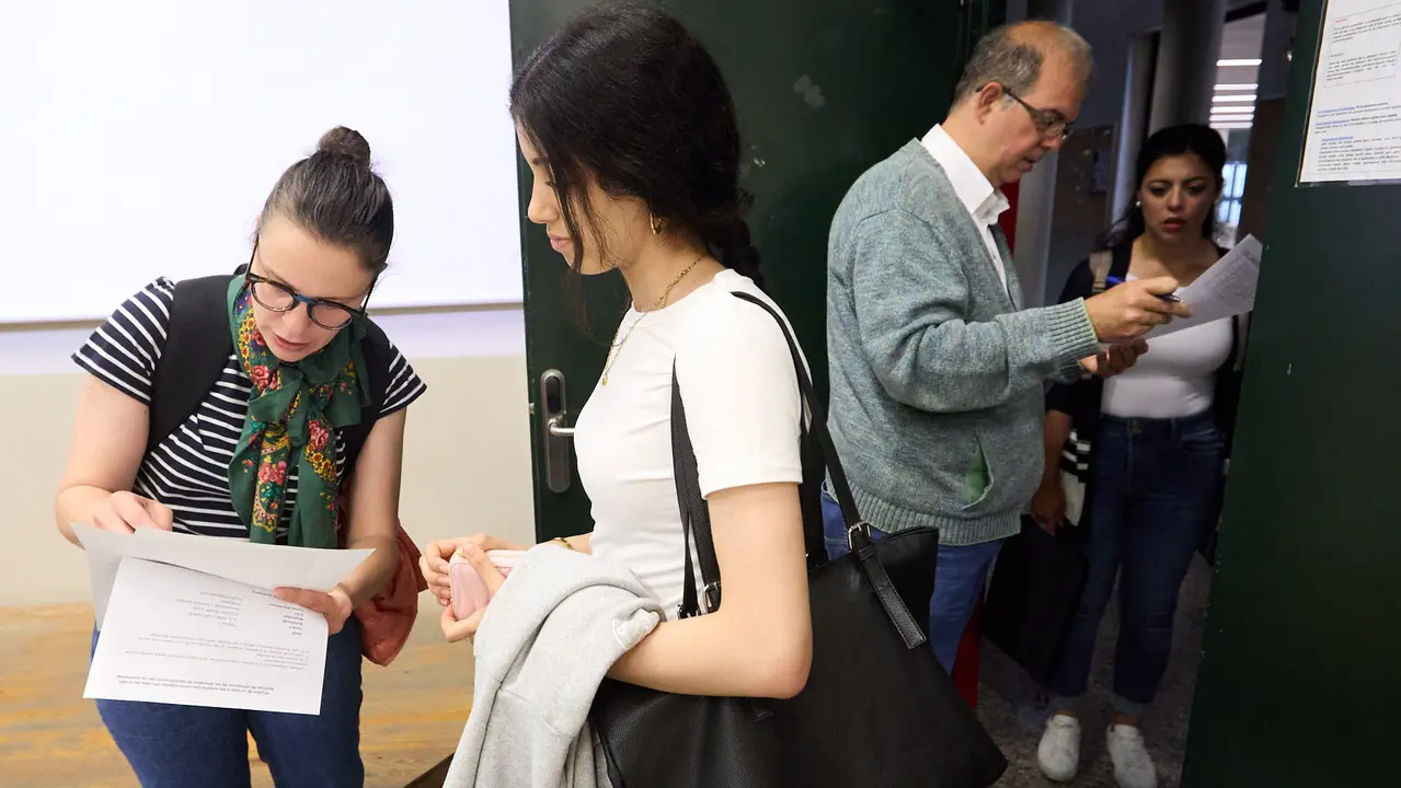 Inicio de las Pruebas de Acceso a la Universidad en las aulas de la Universidad Pública de Navarra. IÑIGO ALZUGARAY