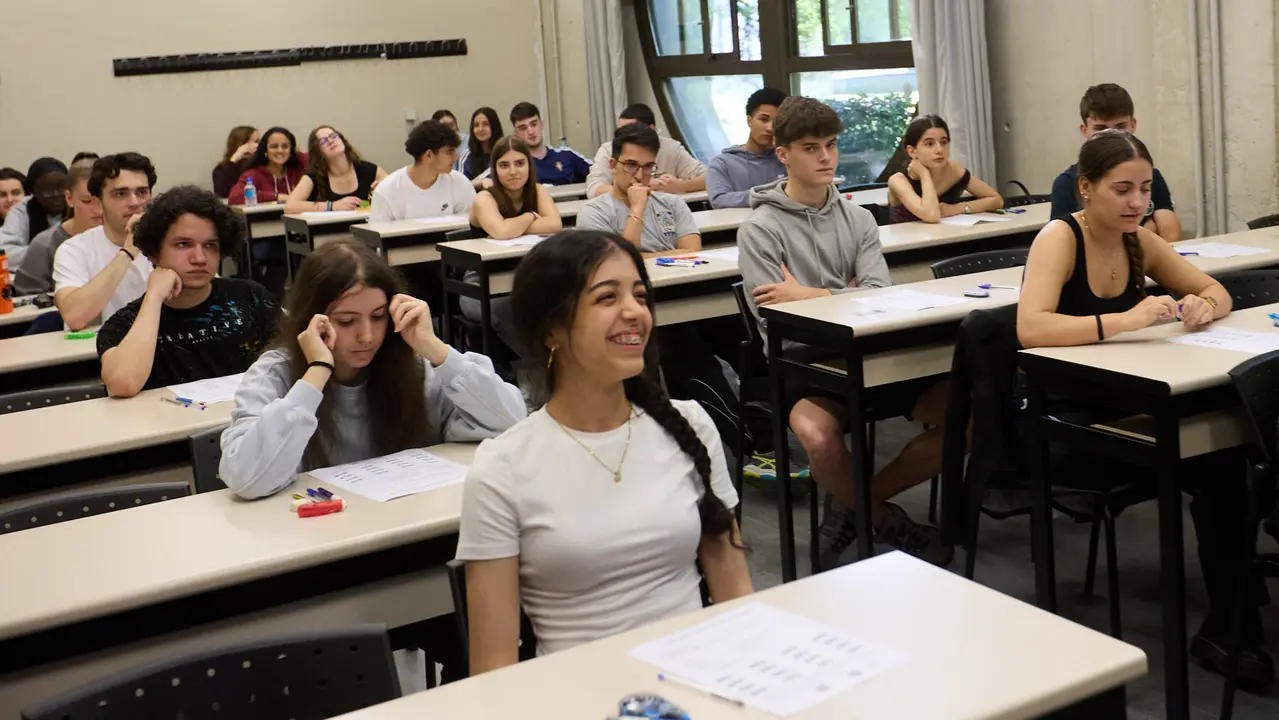 Inicio de las Pruebas de Acceso a la Universidad en las aulas de la Universidad Pública de Navarra. IÑIGO ALZUGARAY