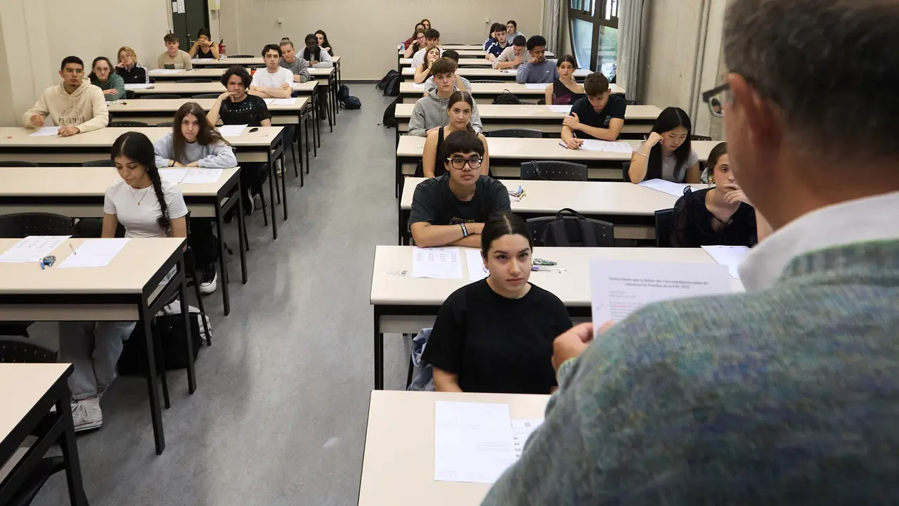 Inicio de las Pruebas de Acceso a la Universidad en las aulas de la Universidad Pública de Navarra. IÑIGO ALZUGARAY