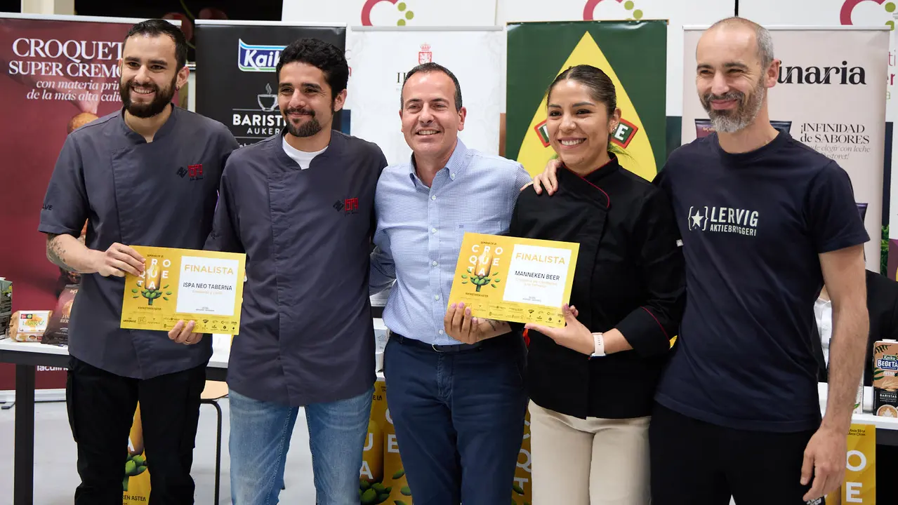 Entrega de premios de la VIII Semana de la Croqueta de Navarra. IÑIGO ALZUGARAY