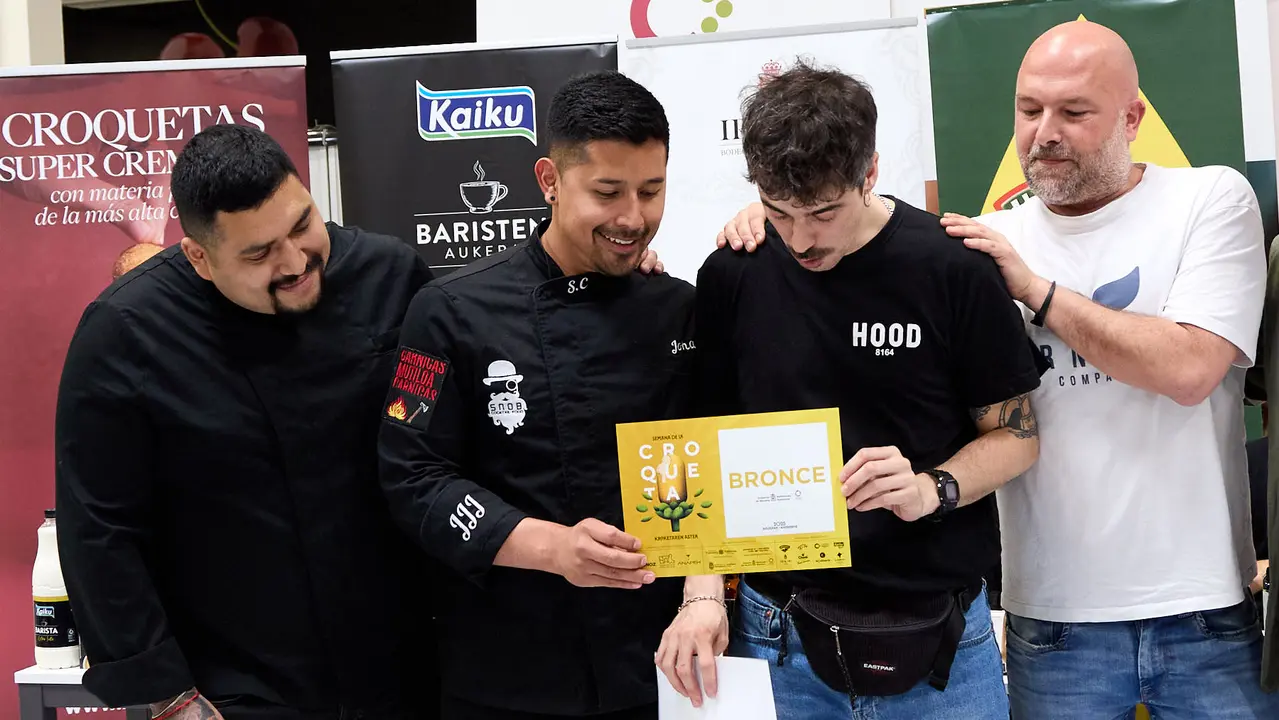 Entrega de premios de la VIII Semana de la Croqueta de Navarra. IÑIGO ALZUGARAY
