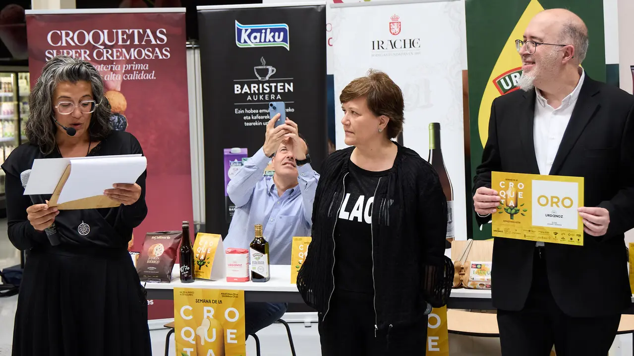 Entrega de premios de la VIII Semana de la Croqueta de Navarra. IÑIGO ALZUGARAY