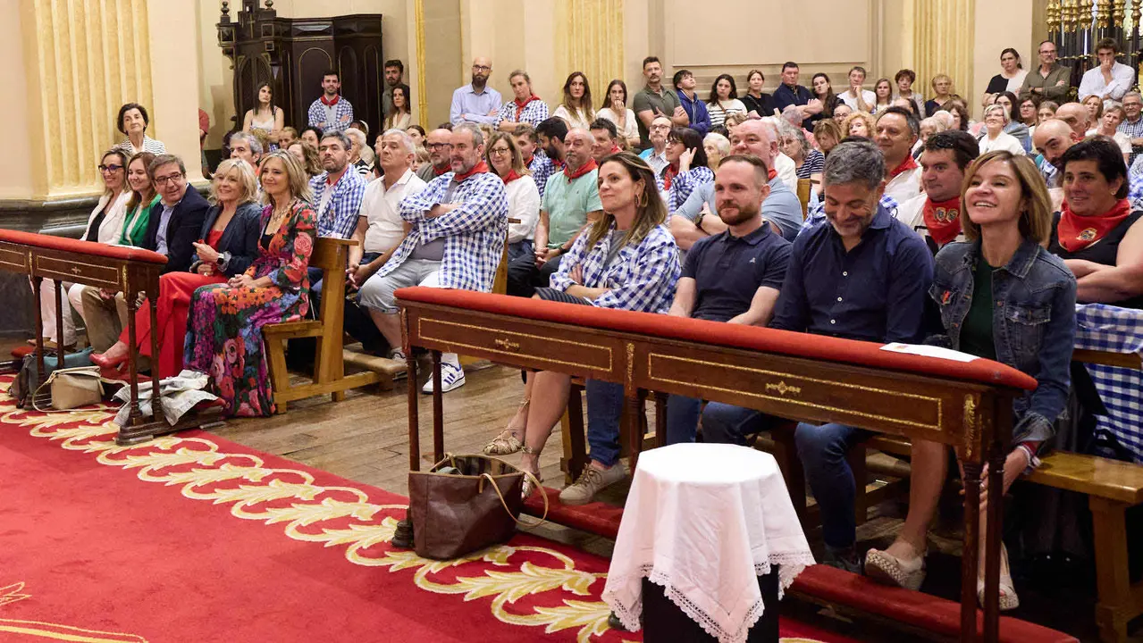 Sexta y última Misa de Escalera de San Fermín 2025 con motivo del 6 de junio. IÑIGO ALZUGARAY