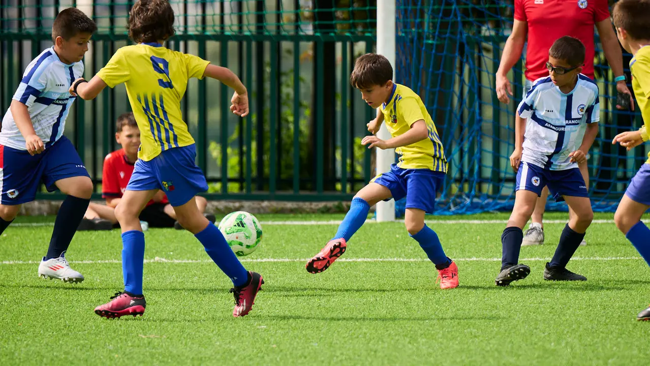 Inicio de la 33 edición del Torneo Memorial Santi Macaya organizado por el Club Deportivo Amigó con la participación de 92 equipos y más de 1.400 jugadores. PABLO LASAOSA