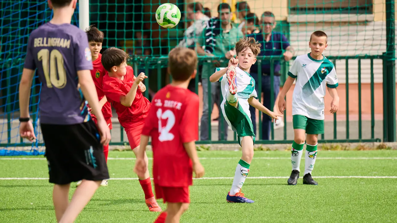 Inicio de la 33 edición del Torneo Memorial Santi Macaya organizado por el Club Deportivo Amigó con la participación de 92 equipos y más de 1.400 jugadores. PABLO LASAOSA