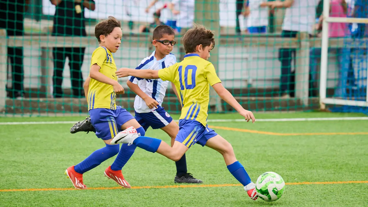 Inicio de la 33 edición del Torneo Memorial Santi Macaya organizado por el Club Deportivo Amigó con la participación de 92 equipos y más de 1.400 jugadores. PABLO LASAOSA