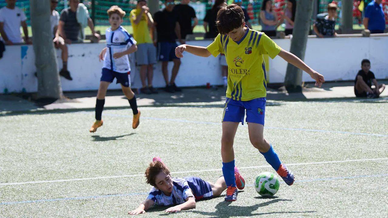 Segunda jornada del XXXIII edición del Torneo Santi Macaya de fútbol organizado por el Club Deportivo Amigó. IÑIGO ALZUGARAY