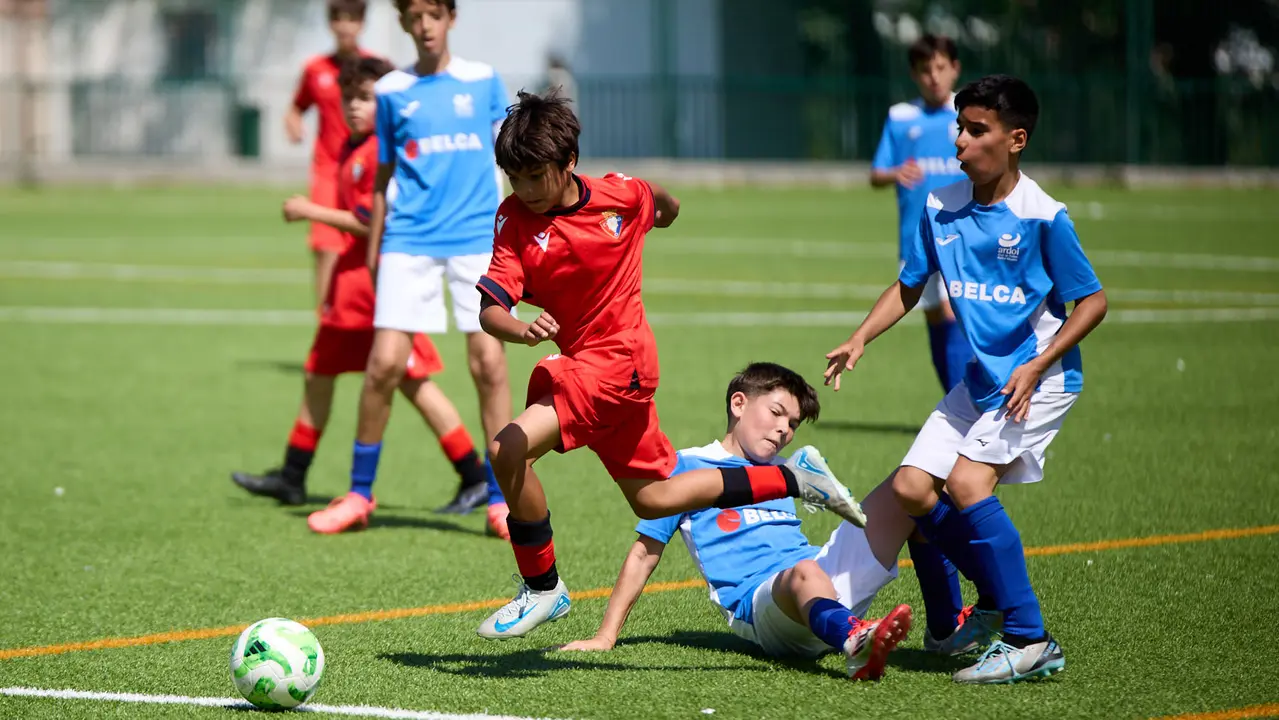 Segunda jornada del XXXIII edición del Torneo Santi Macaya de fútbol organizado por el Club Deportivo Amigó. IÑIGO ALZUGARAY