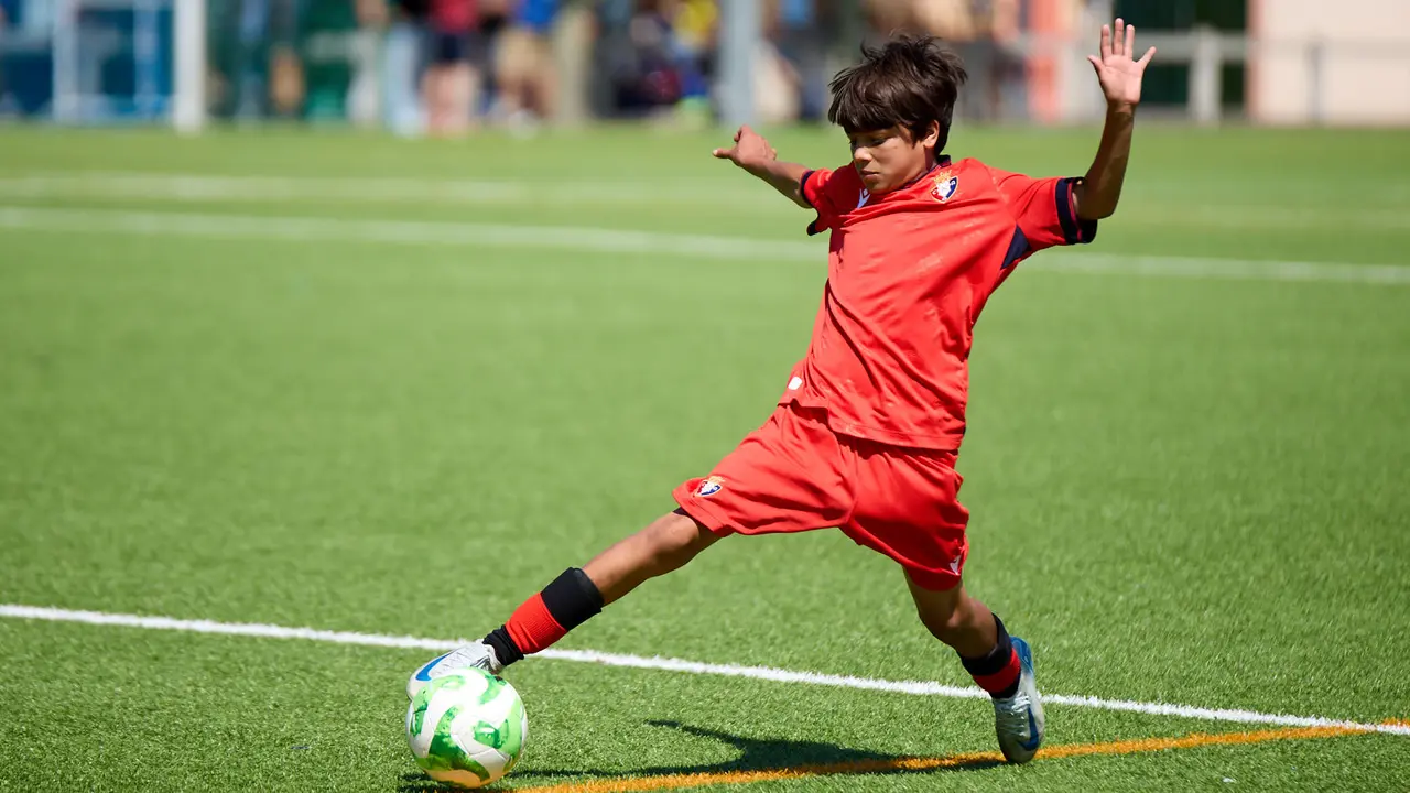 Segunda jornada del XXXIII edición del Torneo Santi Macaya de fútbol organizado por el Club Deportivo Amigó. IÑIGO ALZUGARAY