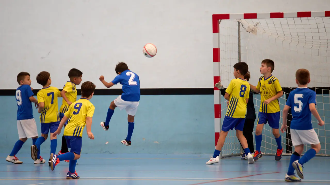 Segunda jornada del XXXIII edición del Torneo Santi Macaya de fútbol organizado por el Club Deportivo Amigó. IÑIGO ALZUGARAY