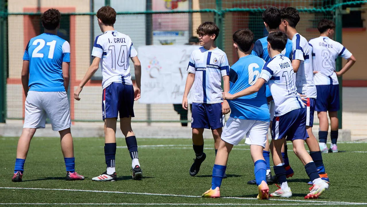 Segunda jornada del XXXIII edición del Torneo Santi Macaya de fútbol organizado por el Club Deportivo Amigó. IÑIGO ALZUGARAY