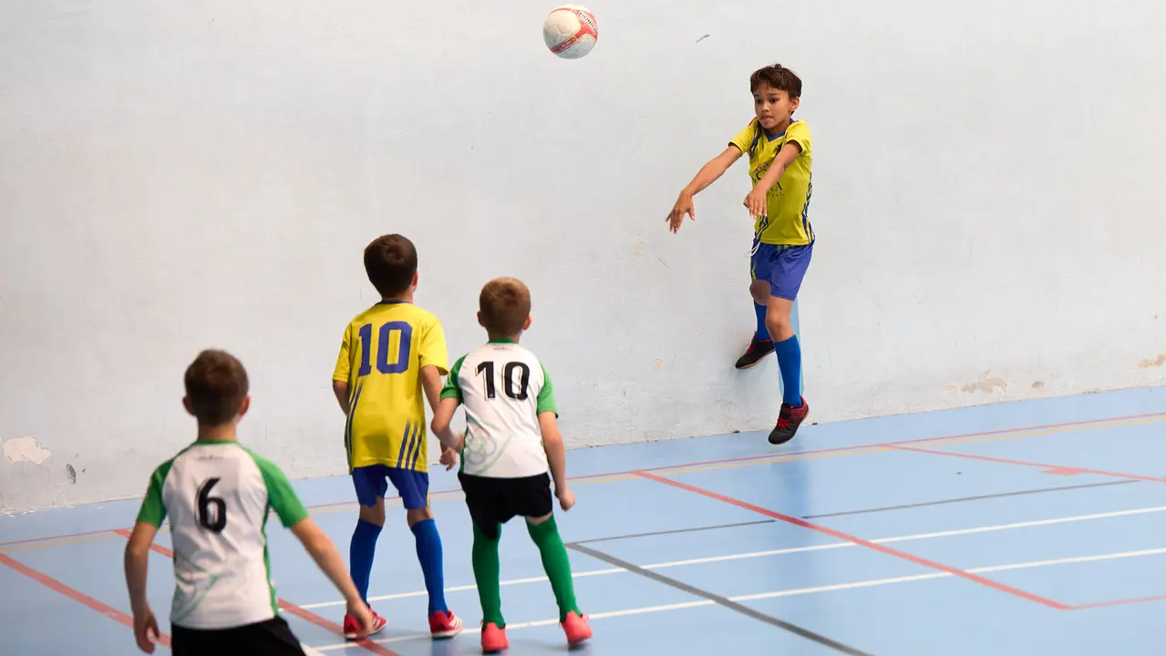 Segunda jornada del XXXIII edición del Torneo Santi Macaya de fútbol organizado por el Club Deportivo Amigó. IÑIGO ALZUGARAY