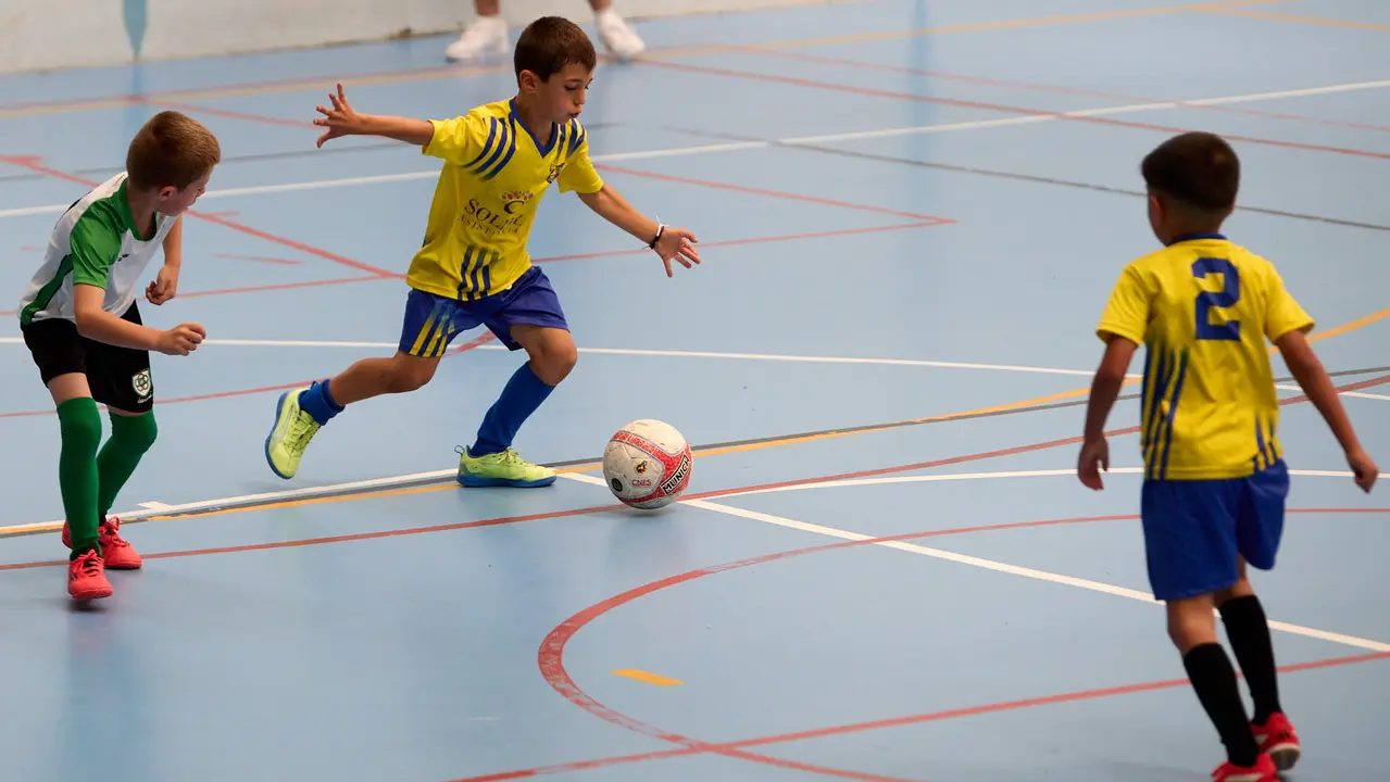 Segunda jornada del XXXIII edición del Torneo Santi Macaya de fútbol organizado por el Club Deportivo Amigó. IÑIGO ALZUGARAY