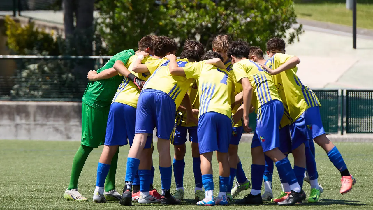 Segunda jornada del XXXIII edición del Torneo Santi Macaya de fútbol organizado por el Club Deportivo Amigó. IÑIGO ALZUGARAY