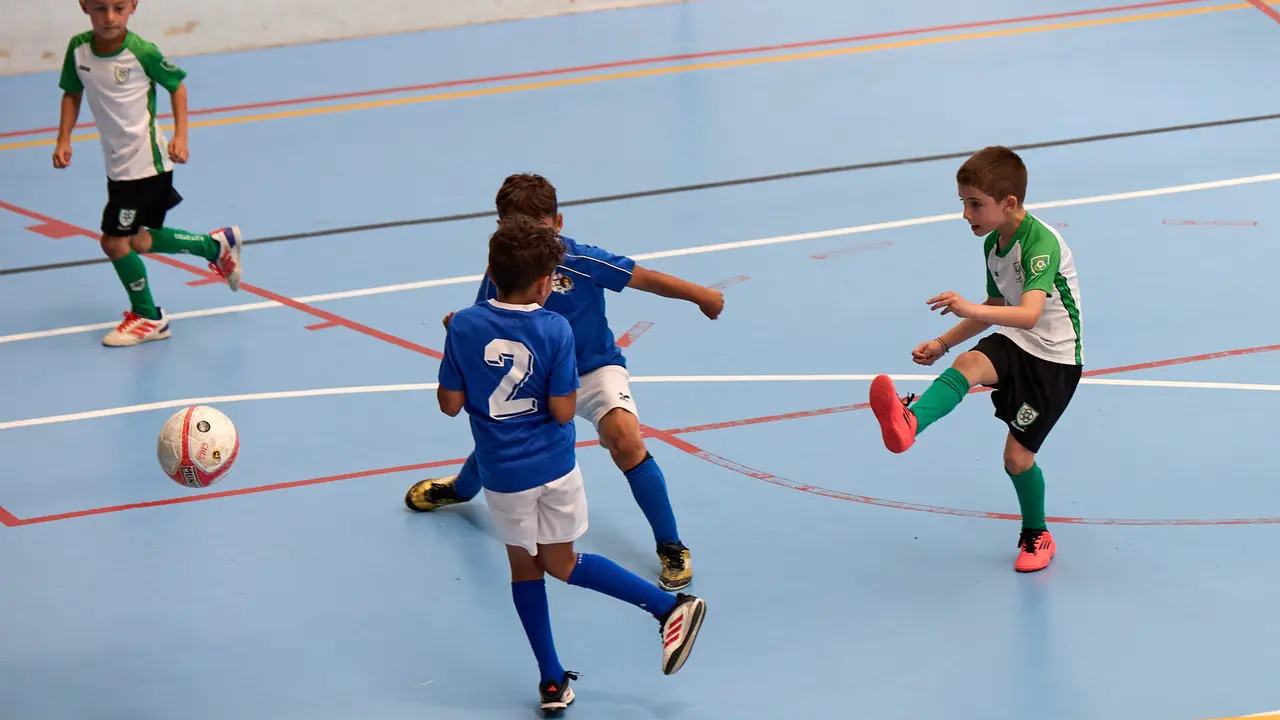 Segunda jornada del XXXIII edición del Torneo Santi Macaya de fútbol organizado por el Club Deportivo Amigó. IÑIGO ALZUGARAY