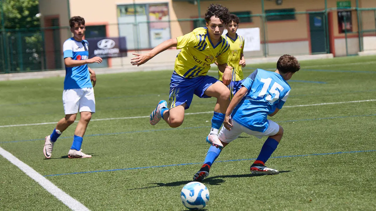 Segunda jornada del XXXIII edición del Torneo Santi Macaya de fútbol organizado por el Club Deportivo Amigó. IÑIGO ALZUGARAY