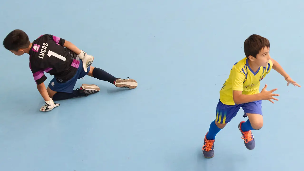 Segunda jornada del XXXIII edición del Torneo Santi Macaya de fútbol organizado por el Club Deportivo Amigó. IÑIGO ALZUGARAY