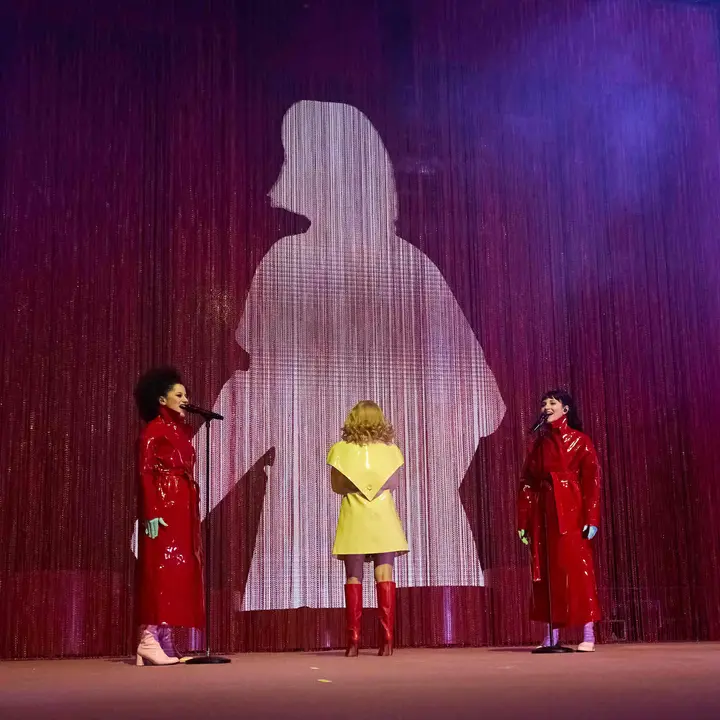 Concierto de Rigoberta Bandini en el pabellón Navarra Arena de Pamplona dentro de su gira Jesucrista Superstar Tour 2025. IÑIGO ALZUGARAY