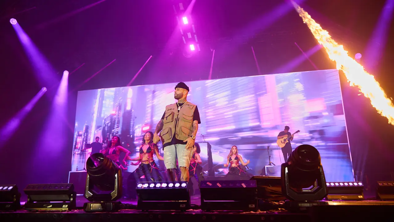 Concierto de Nicky Jam en el pabellón Navarra Arena de Pamplona, en el inicio de la gira europea Sunshine Tour del cantante colomboestadounidense de origen puertorriqueño. IÑIGO ALZUGARAY