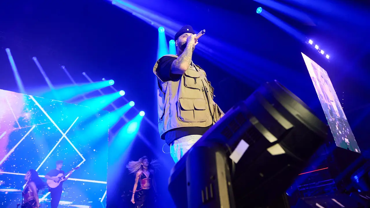 Concierto de Nicky Jam en el pabellón Navarra Arena de Pamplona, en el inicio de la gira europea Sunshine Tour del cantante colomboestadounidense de origen puertorriqueño. IÑIGO ALZUGARAY