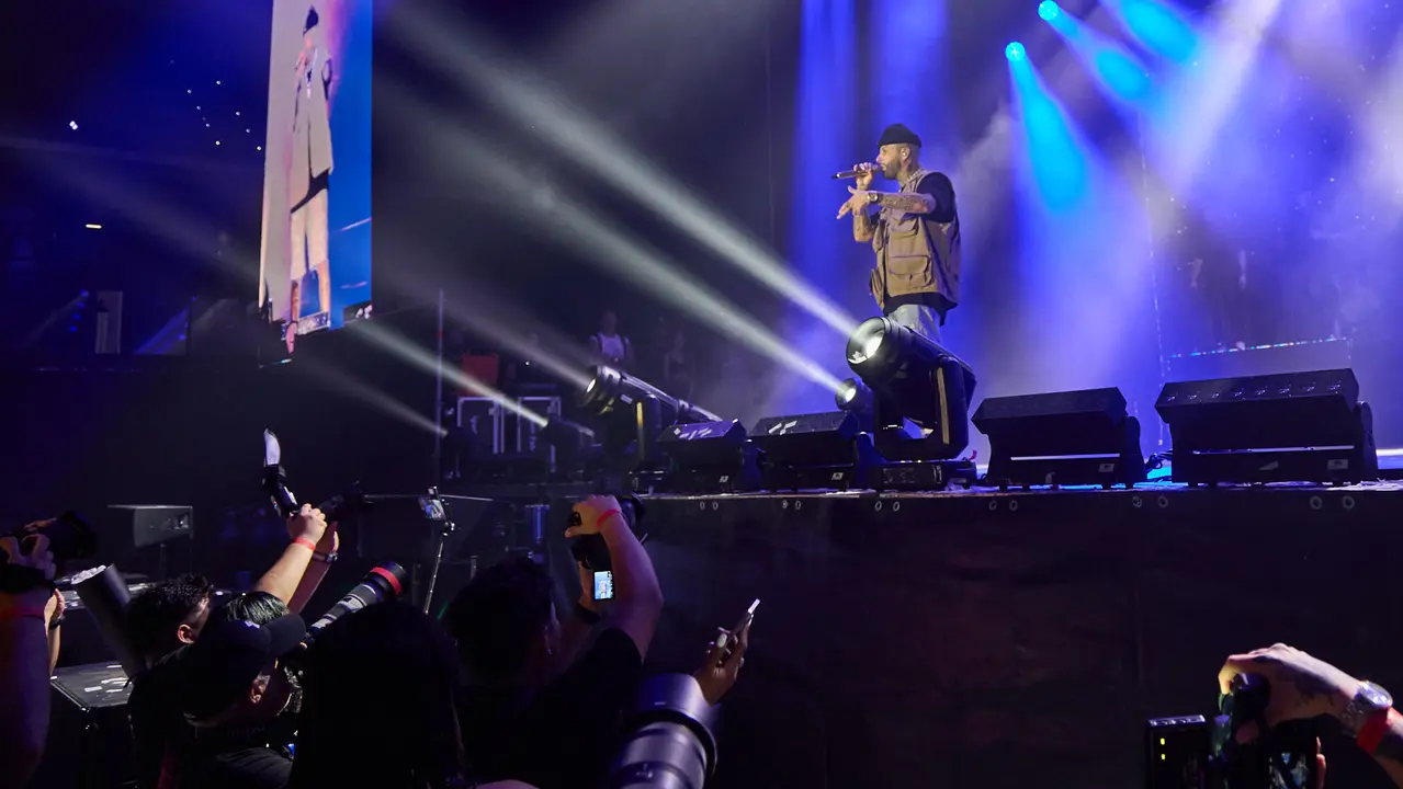 Concierto de Nicky Jam en el pabellón Navarra Arena de Pamplona, en el inicio de la gira europea Sunshine Tour del cantante colomboestadounidense de origen puertorriqueño. IÑIGO ALZUGARAY