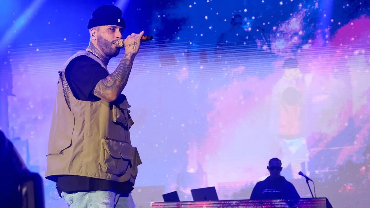 Concierto de Nicky Jam en el pabellón Navarra Arena de Pamplona, en el inicio de la gira europea Sunshine Tour del cantante colomboestadounidense de origen puertorriqueño. IÑIGO ALZUGARAY