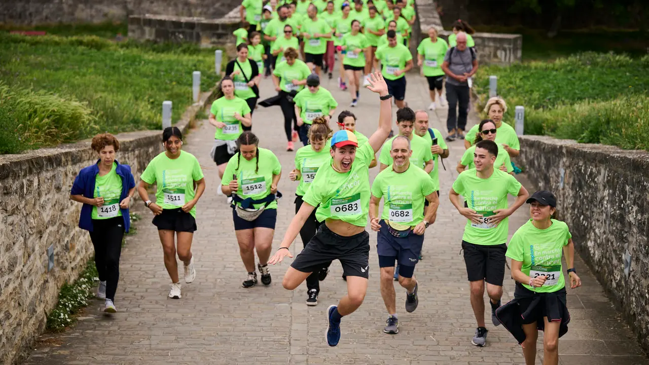 XI Marcha Contra el Cáncer 2025 en Pamplona. PABLO LASAOSA