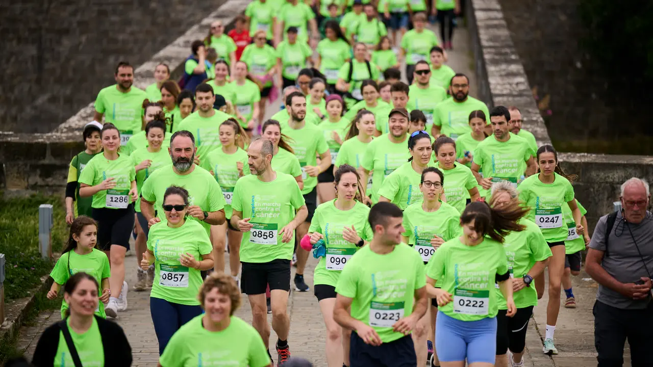 XI Marcha Contra el Cáncer 2025 en Pamplona. PABLO LASAOSA