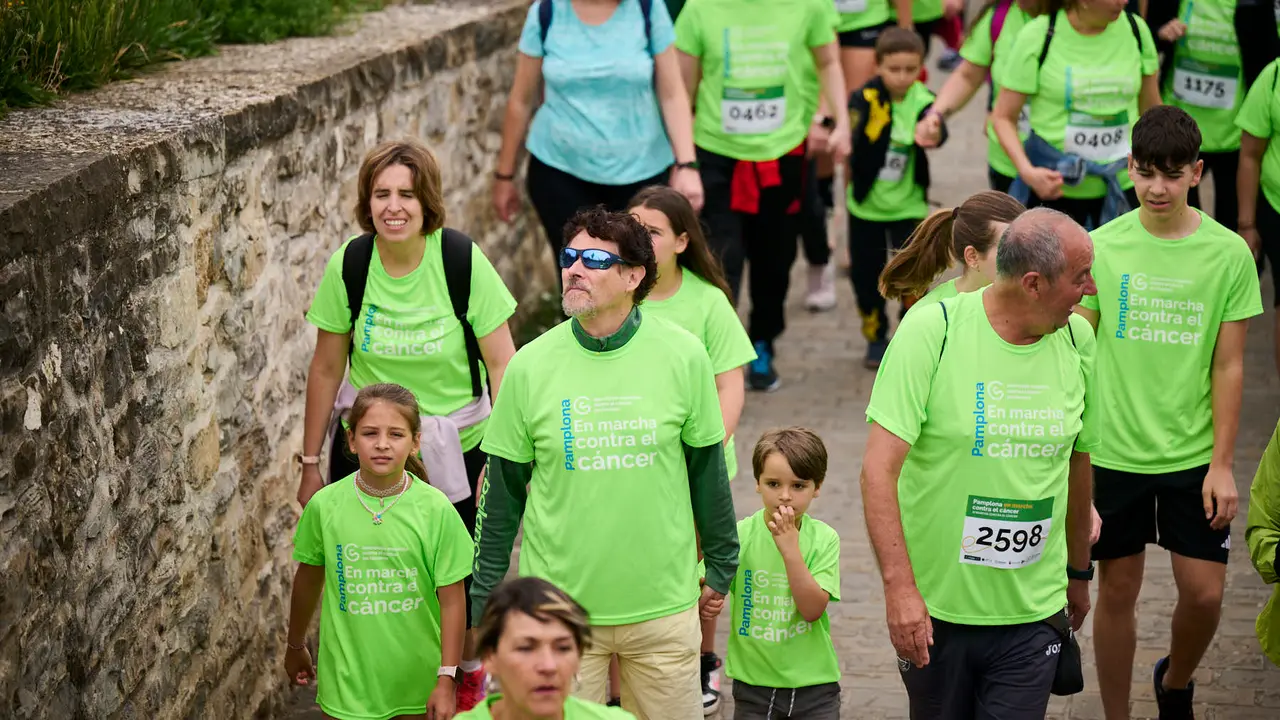 XI Marcha Contra el Cáncer 2025 en Pamplona. PABLO LASAOSA