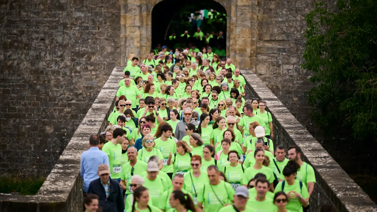 XI Marcha Contra el Cáncer 2025 en Pamplona. PABLO LASAOSA