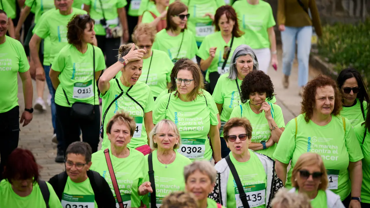 XI Marcha Contra el Cáncer 2025 en Pamplona. PABLO LASAOSA