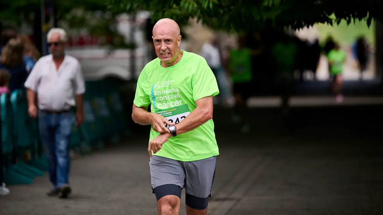 XI Marcha Contra el Cáncer 2025 en Pamplona. PABLO LASAOSA