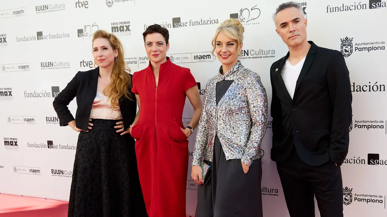Alfombra roja y photocall de la XXVIII edición de los Premios Max de las Artes Escénicas que este año se ha celebrado en el Teatro Gayarre de Pamplona. IÑIGO ALZUGARAY