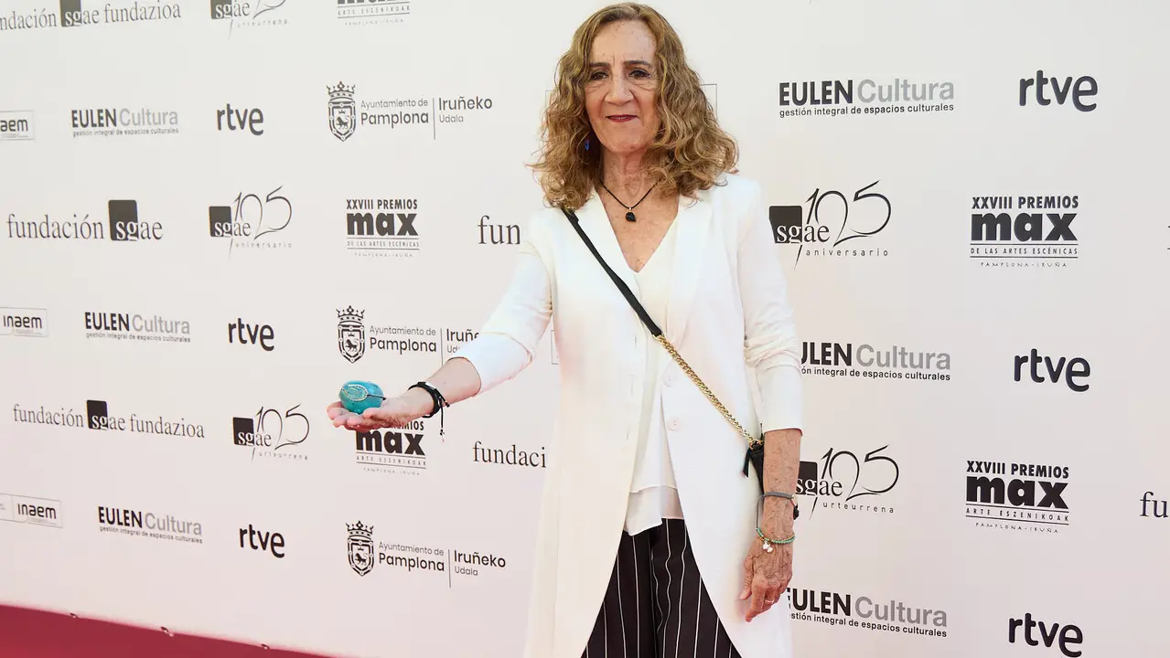 Alfombra roja y photocall de la XXVIII edición de los Premios Max de las Artes Escénicas que este año se ha celebrado en el Teatro Gayarre de Pamplona. IÑIGO ALZUGARAY