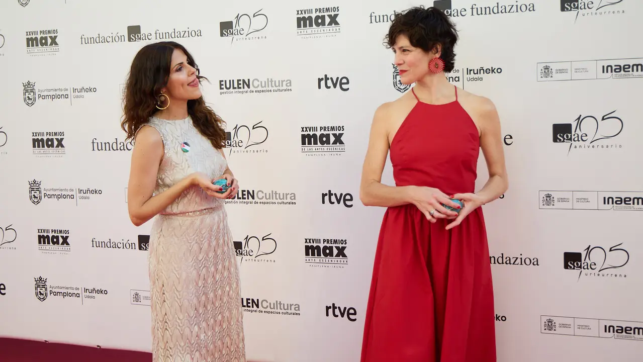 Alfombra roja y photocall de la XXVIII edición de los Premios Max de las Artes Escénicas que este año se ha celebrado en el Teatro Gayarre de Pamplona. IÑIGO ALZUGARAY