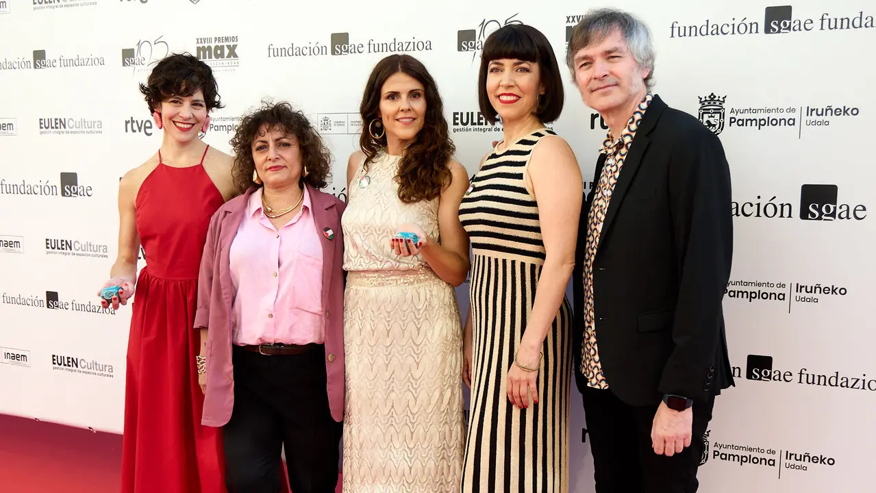 Alfombra roja y photocall de la XXVIII edición de los Premios Max de las Artes Escénicas que este año se ha celebrado en el Teatro Gayarre de Pamplona. IÑIGO ALZUGARAY