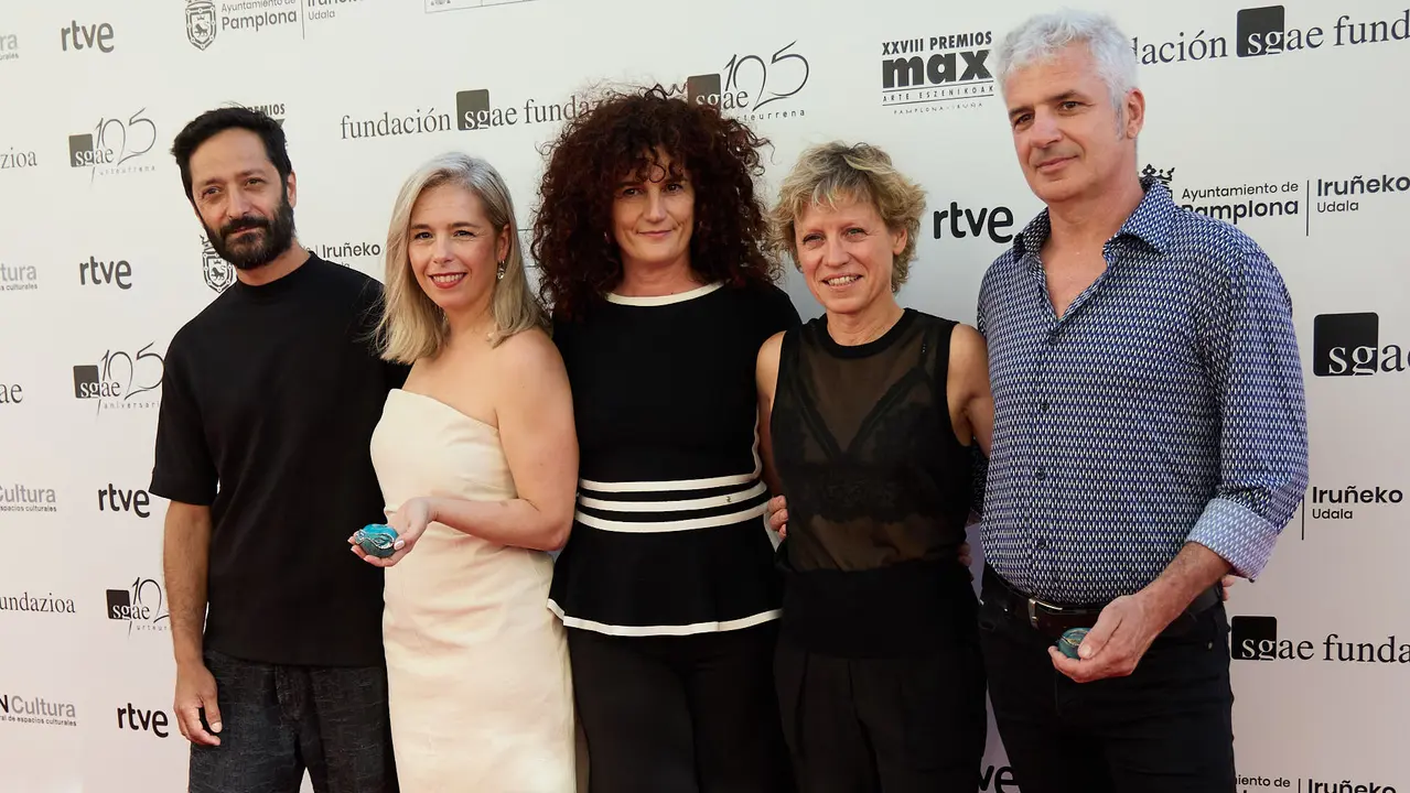 Alfombra roja y photocall de la XXVIII edición de los Premios Max de las Artes Escénicas que este año se ha celebrado en el Teatro Gayarre de Pamplona. IÑIGO ALZUGARAY